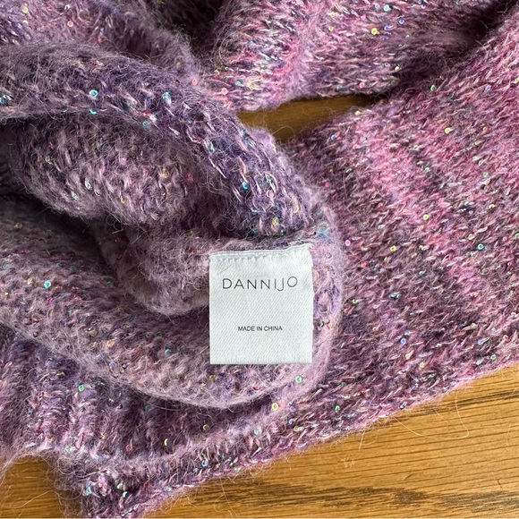 DANNIJO MYSTICAL SEQUIN TURTLENECK New With Tags Size Small - Picture 9 of 11